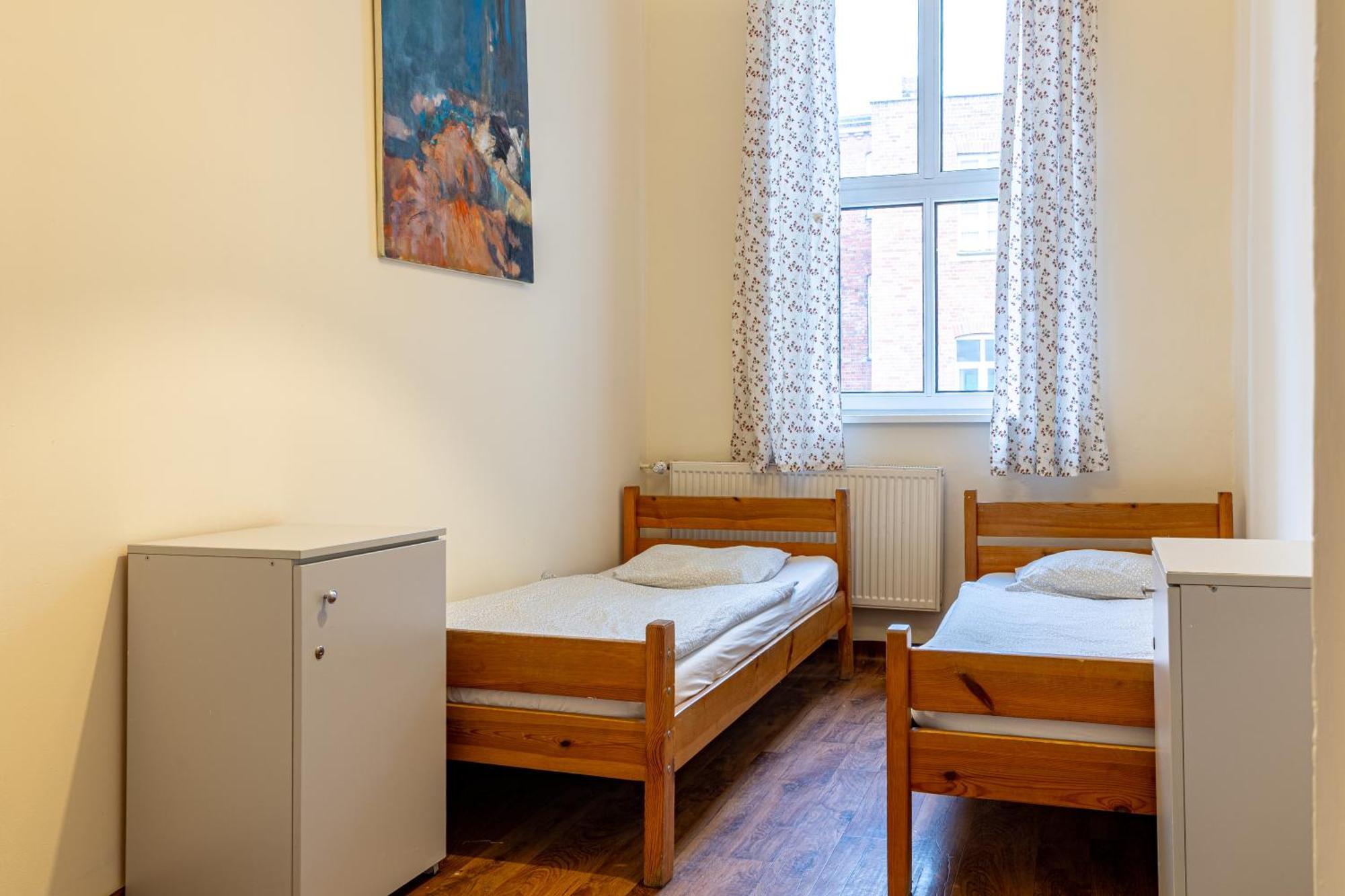 Hostel Orange Plus Торунь Экстерьер фото